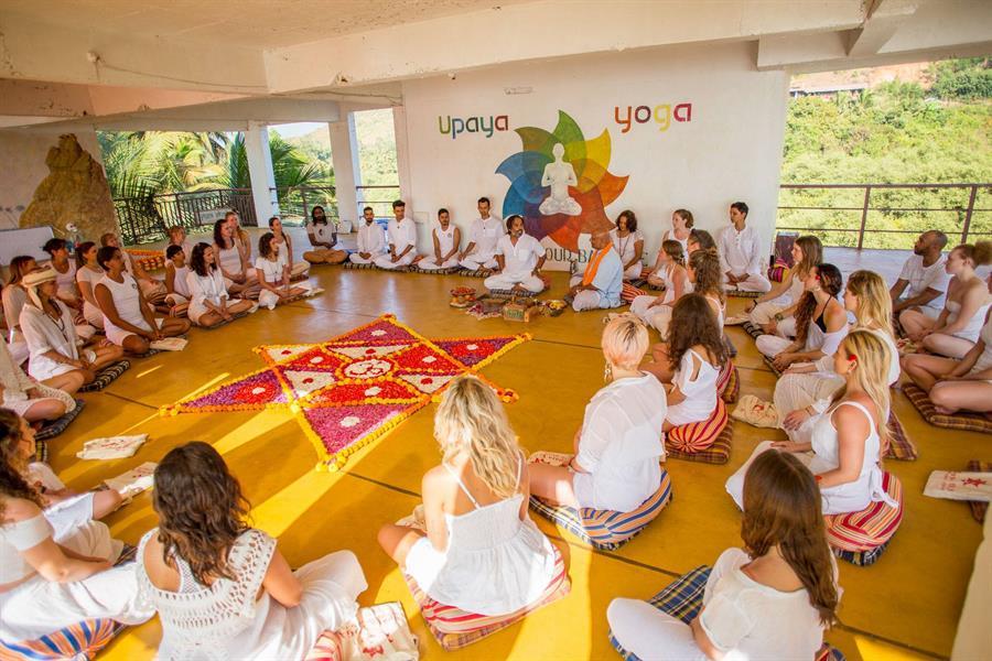yoga retreat in goa india